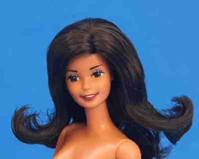 Vintage Superstar Barbie Hawaii doll with jet black hair, Mexico 1979 by CIPSA