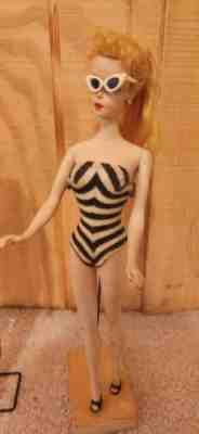 1960 (850)#4 VINTAGE LONG BLONDE PONYTAIL ORIGINAL & KEN 1962(0750) WARDROBE LOT