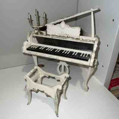 Vintage Susy Goose Barbie Piano/Musical Jewelry Case