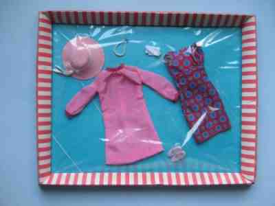 VINTAGE BARBIE DOLL FASHION - JAPAN EXCLUSIVE (c)1964 -- #21002613 in box