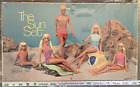 1971 THE SUN SET MALIBU BARBIE STORE DISPLAY SIGN TAIWAN KEN SKIPPER 36X22 LARGE