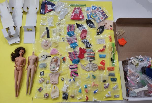New ListingVintage Barbie Ponytail Lot #16