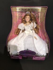 Disney Enchanted Giselle Doll Special Edition Bride Wedding Gown Barbie Size HTF