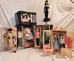 Barbie dolls 1960s Vintage Mattel, Clothes, And Accessoris