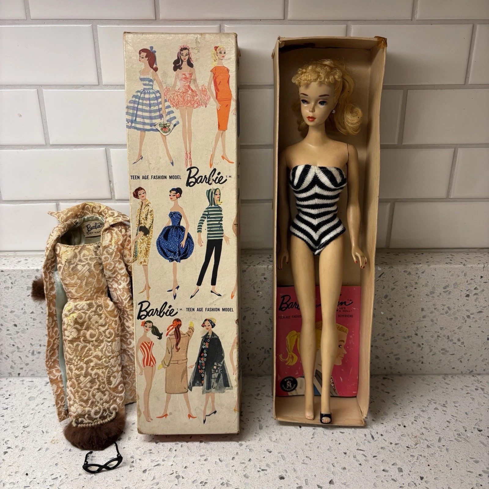 VTG #3 ? PONYTAIL BARBIE 850 WITH ORIGINAL BLONDE HAIR SWIMSUIT EVENING SPLENDOR