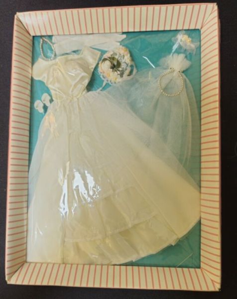 VINTAGE BARBIE ORIGINAL BRIDE'S DREAM 947 COMPLETE MINT NRFB MIP ULTRA RARE VHTF