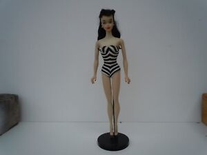 VINTAGE DARK HAIR BARBIE, 1950s, TEEN-AGE FASHION MODEL, PLENTY OF ASSESSORIES