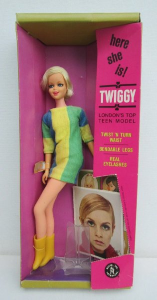HTF Vintage Barbie: 1967 TWIGGY DOLL #1185 NRFB