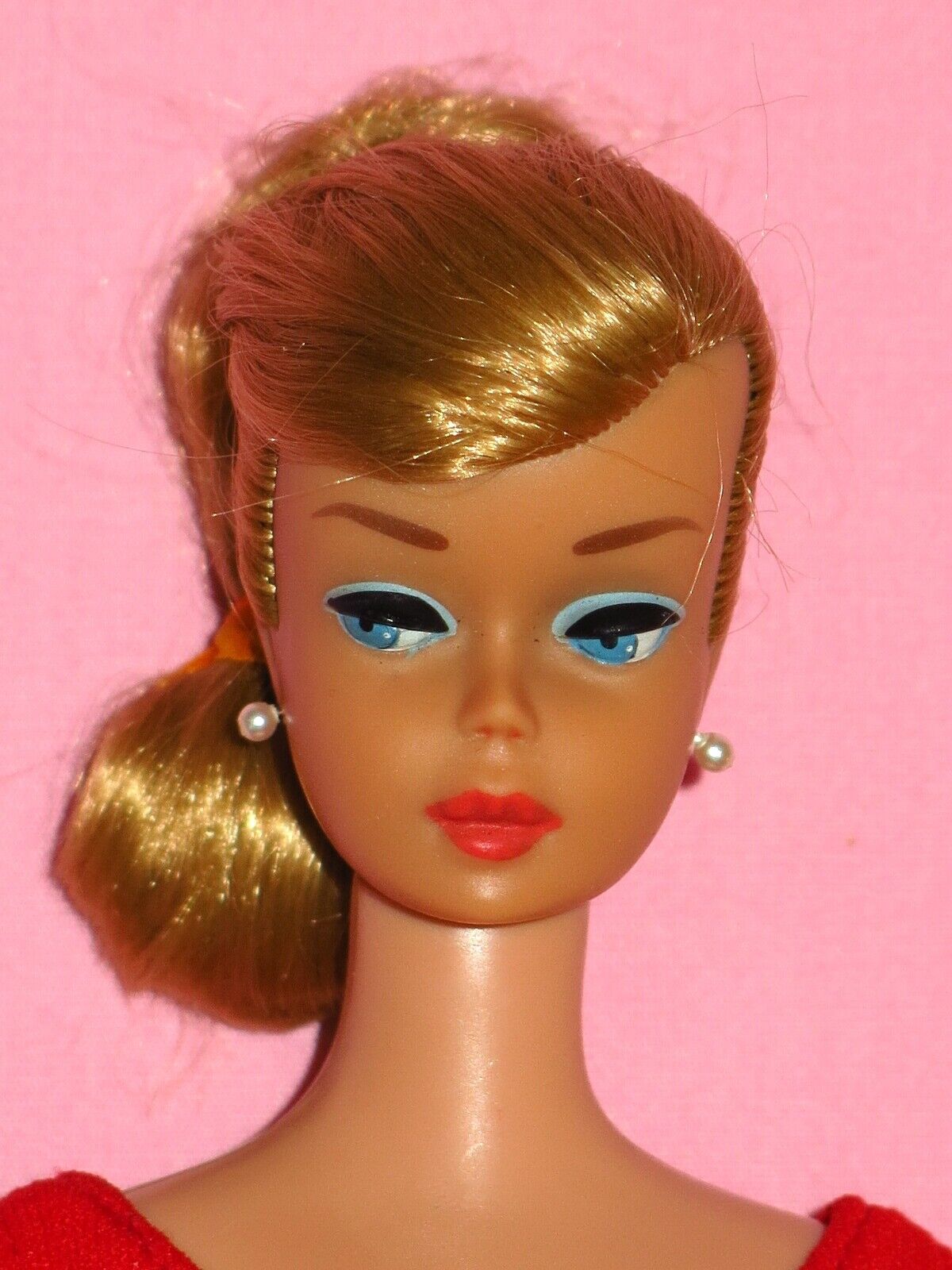 Mattel - Vintage 1964 Ash Blonde Swirl Ponytail Barbie Doll - All Original