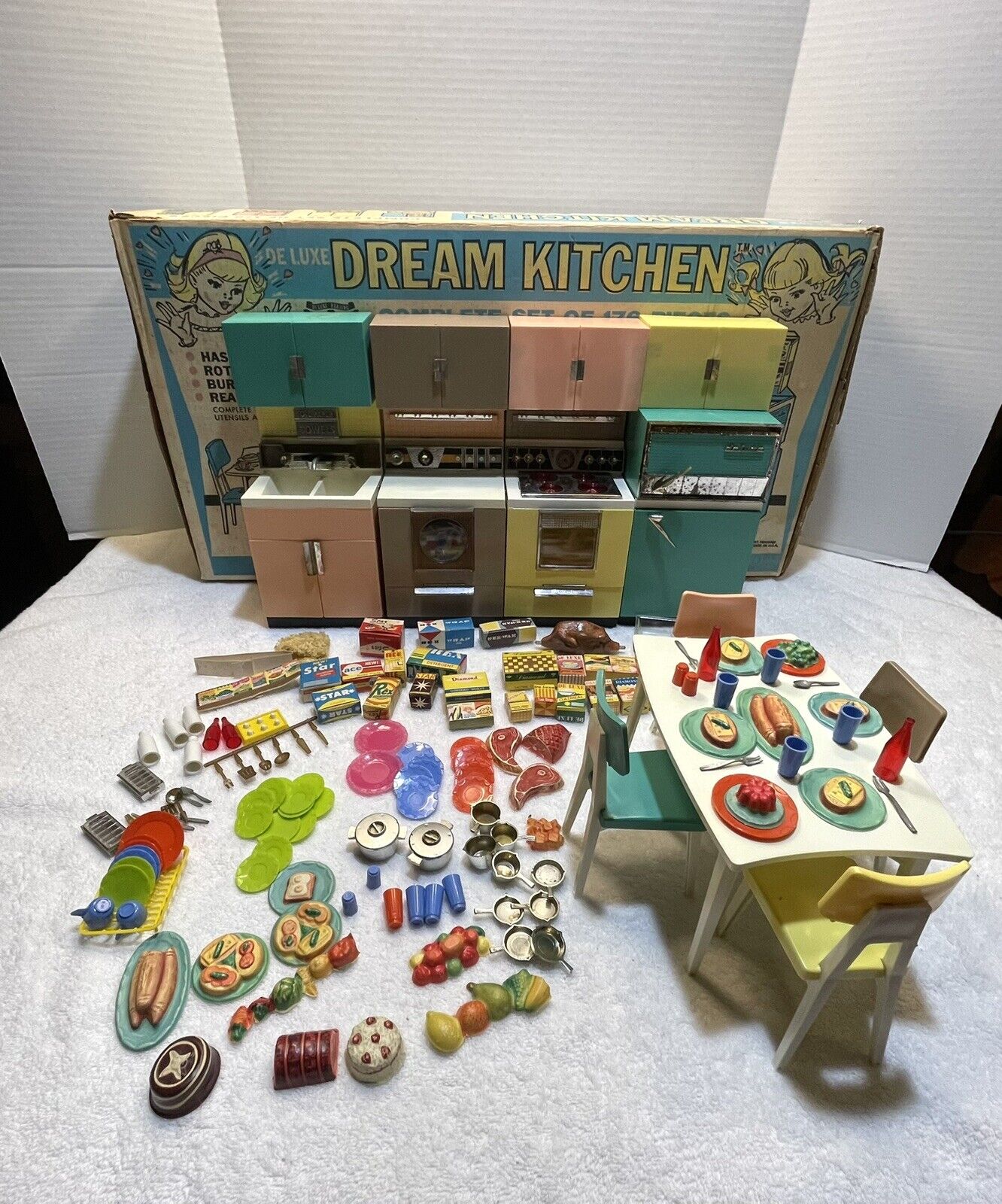 Vintage 1960s Barbie Deluxe Reading Dream Kitchen Doll House Toy Appliances