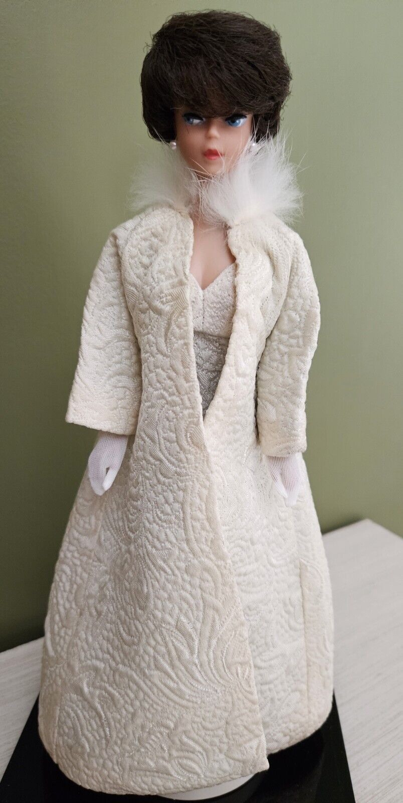 VINTAGE BARBIE EUROPEAN JAPANESE EXCLUSIVE #1677 GALA ABEND COMPLETE  NEAR MINT!