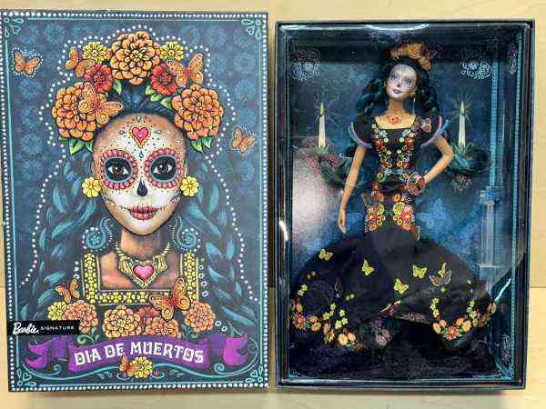 Barbie 2019 Dia De Los Muertos Day Of The Dead Signature Doll FXD52 New