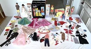 Large Lot Vintage Barbie dolls & Outfits 1960s Barbie Ken Midge Skipper Case +++