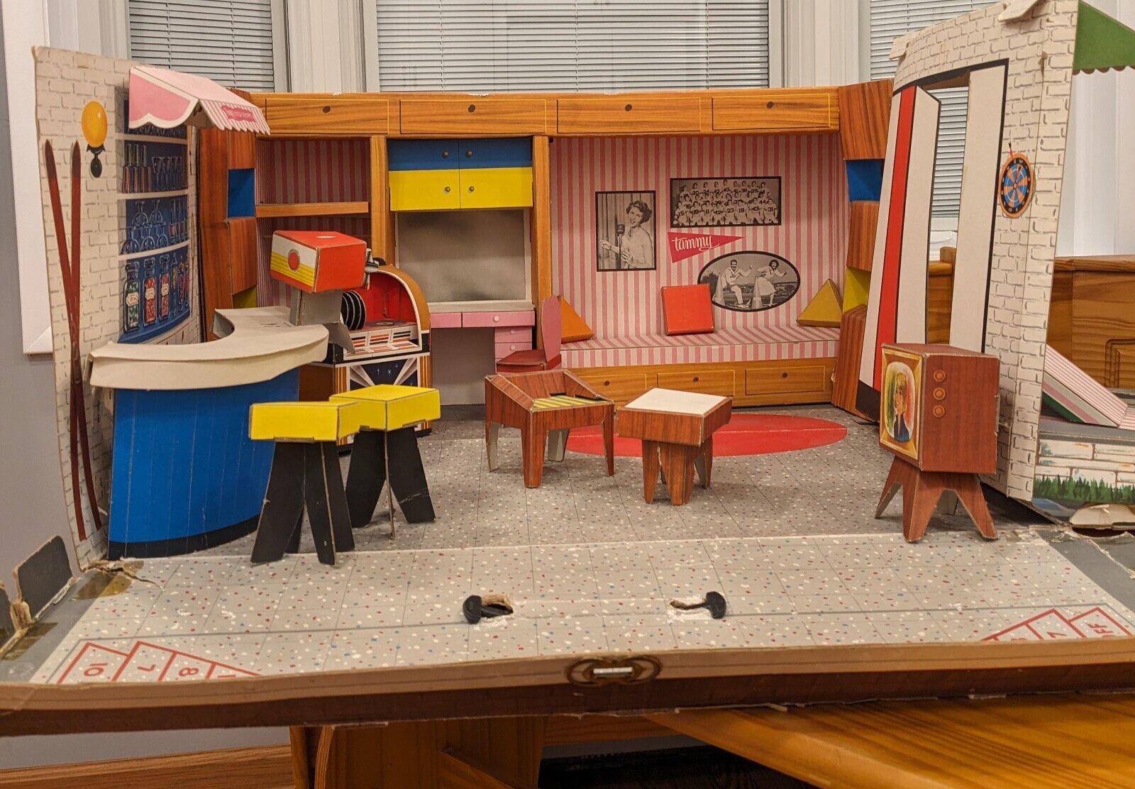 Tammy's Ideal House - Vintage 1963 Folding Cardboard Dollhouse - Barbie's Rival
