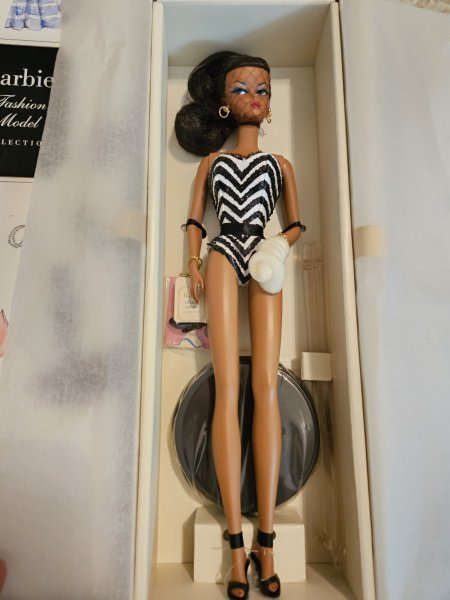 Debut Silkstone 2008 Barbie 50th Anniversary NRFB ONLY 6500 WW