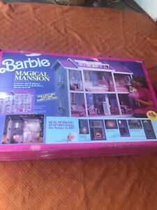 1990 Barbie Magical Mansion house NIB  #4438.-9993 Never assembled.