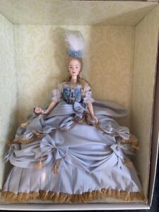 RARE NRFB Limited Edition Marie Antoinette 2003 Barbie Women of Royalty Series