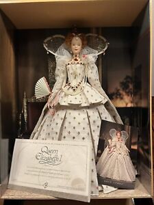 Queen Elizabeth I Barbie Doll 2004 Mattel B3425 Barbie Collector Gold Label COA