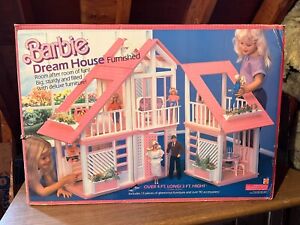 vintage Barbie dream house 1985 - Mint condition - never taken out of box