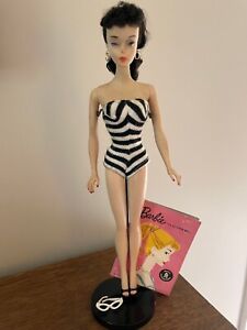 VINTAGE 1959 black ponytail Barbie #3 Mattel - original insert & accessories