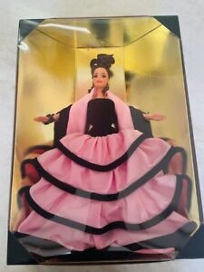 escada barbie doll 1996 Nwt Never Opened Designer collection
