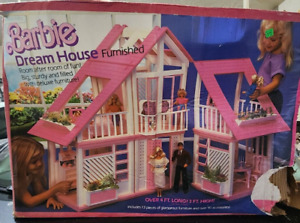 Vintage Original Mattel Barbie Dream House Furnished 1985