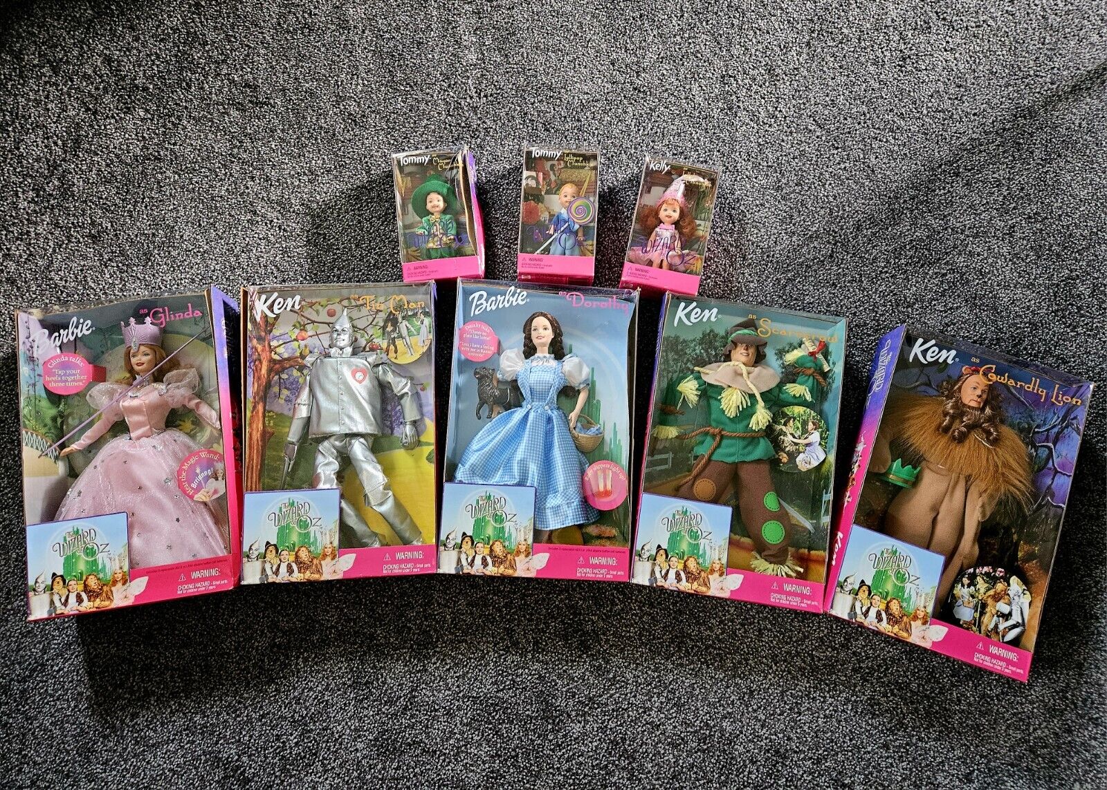 JUDY GARLAND LOT OF 8 BARBIE  WIZARD OF OZ 1999 SLIPPERS LIGHT UP DOROTHY TALKS!