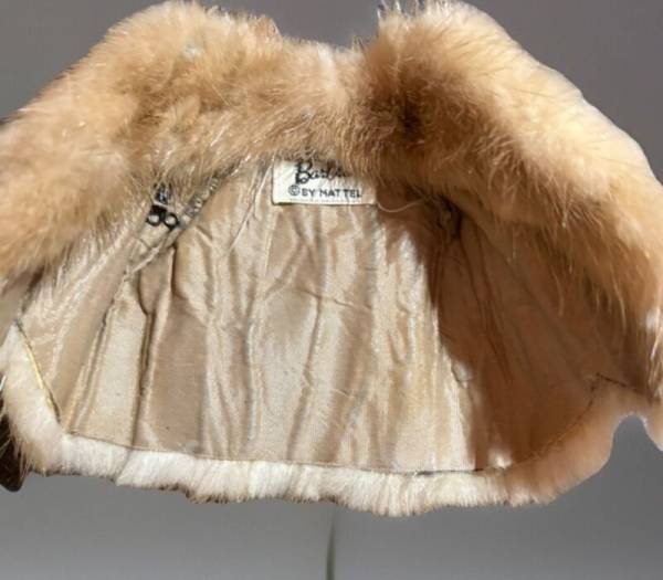 Ultra Rare Vintage Barbie Mattel  1964-1965 Sears Exclusive Genuine Mink Stole