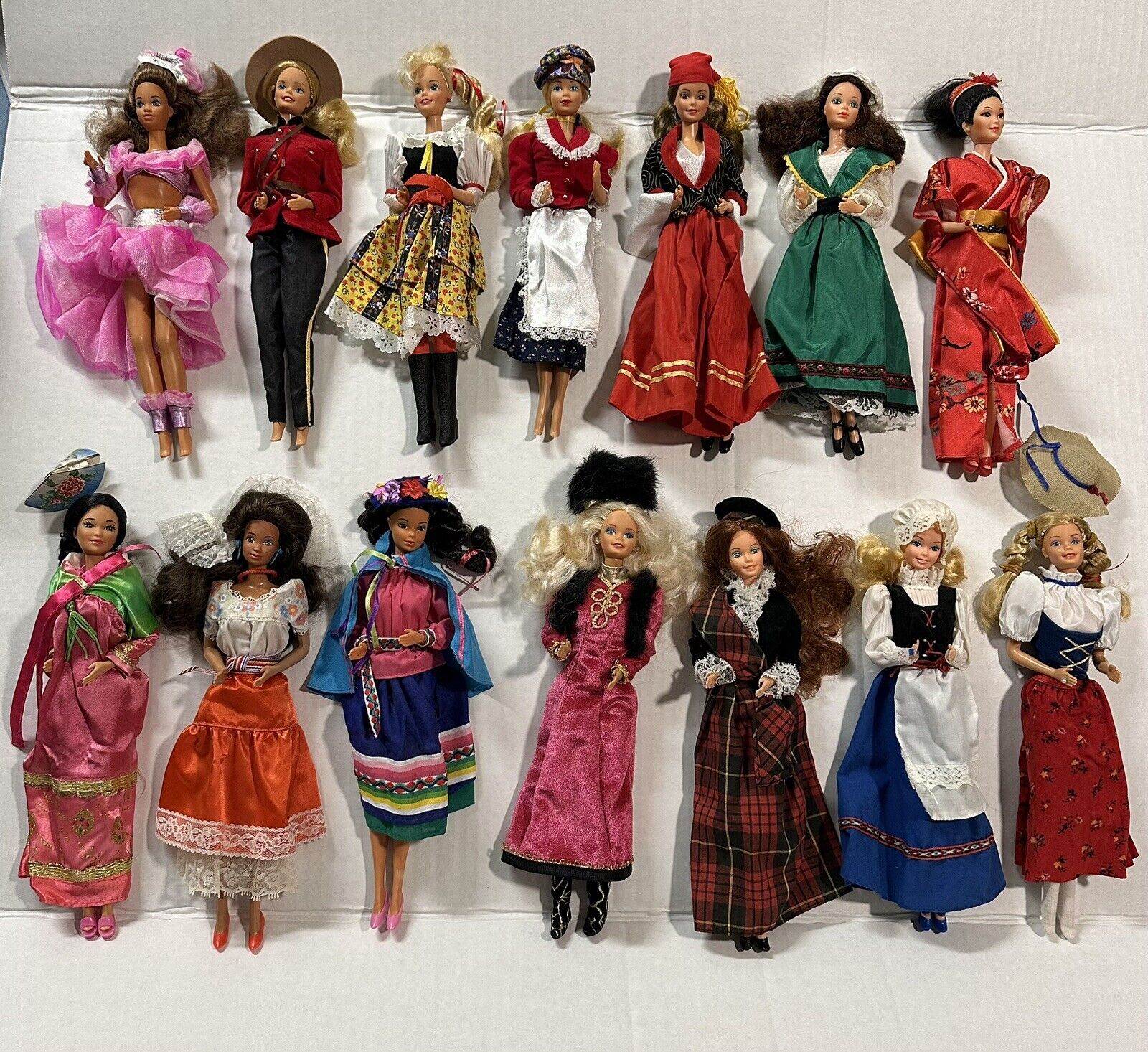 Vintage 1980s Barbie Dolls From Around The World, Lot Of 14