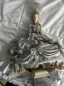 Marie Antoinette Barbie Doll Limited Edition 2003 Women of Royalty