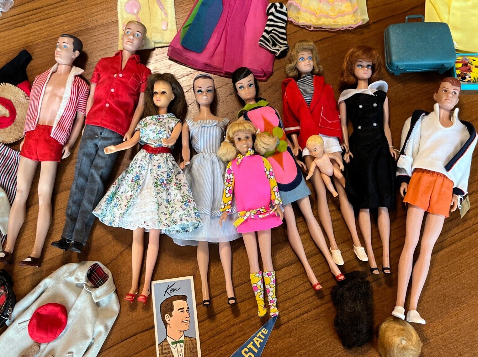 Large Vintage Barbie Lot Of Dolls And Clothing And Cases