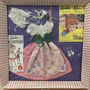 vintage barbie and midge #822 in switzerland  rare from japan 1962 NRFB