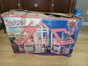 Original Mattel Vintage Barbie Dream House-1985