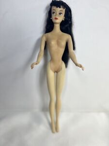 Vintage Barbie Brunette #3 Red Lips And Nails Earrings Tight Joints Blue Eyes