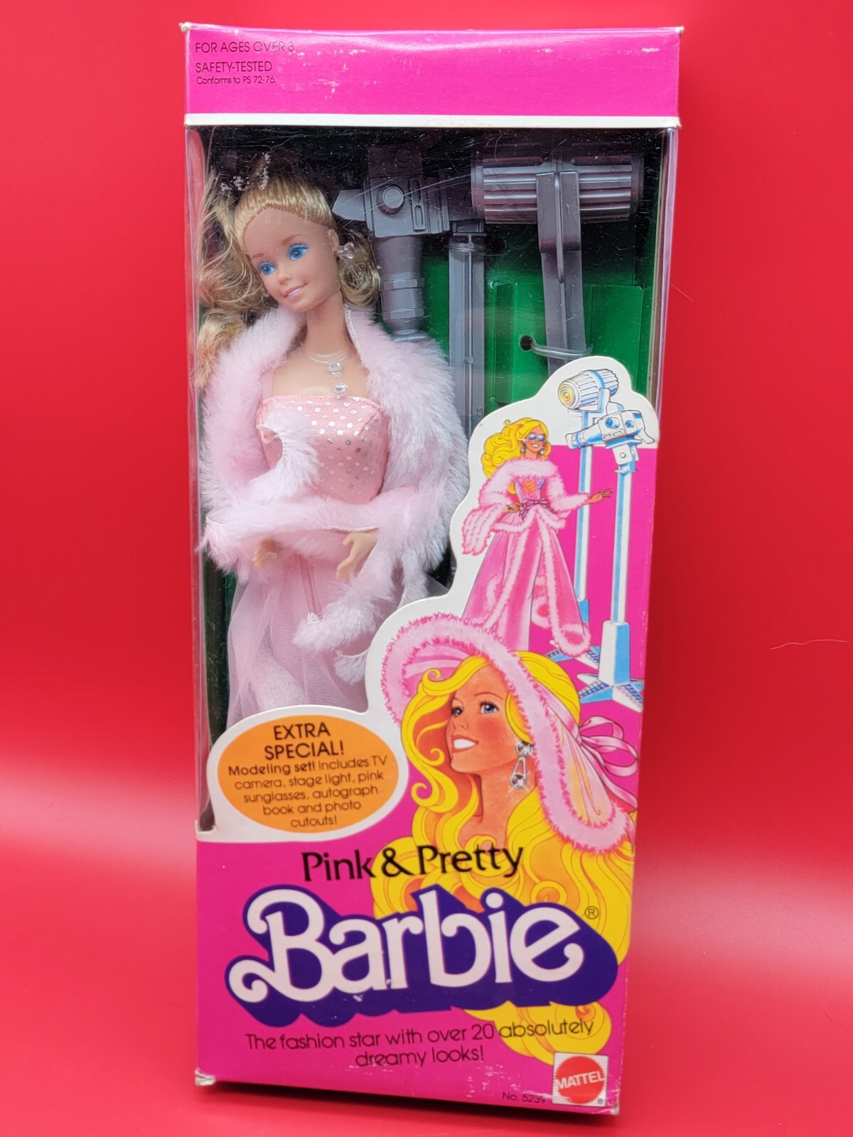 1981 Mattel Pink & Pretty Barbie and Modeling Set #5239 NRFB