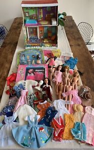 Huge lot vintage Barbie doll clone dolls clothing