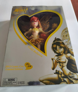 SDCC 2012 -Winx Club rare Gold BLOOM exclusive doll COMIC-CON