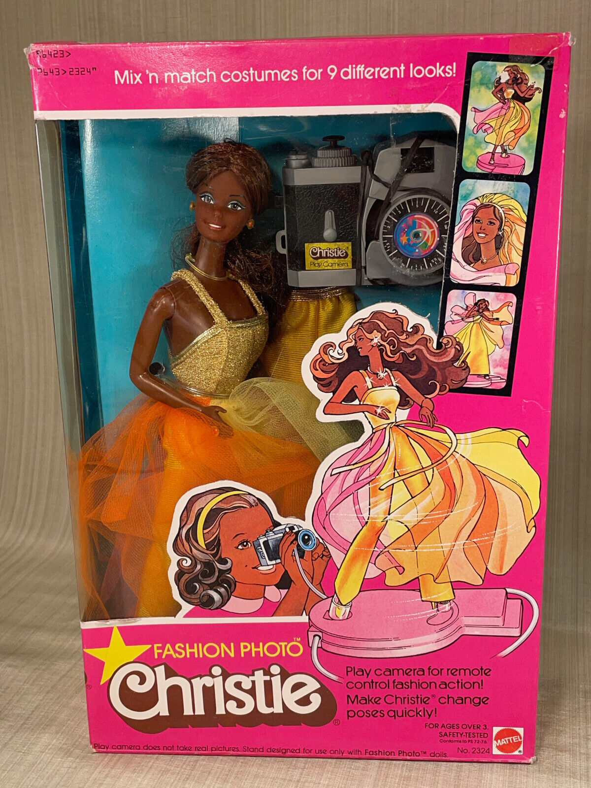 Vintage 1977 Barbie Superstar Era "Fashion Photo Christie" 2324 in Original Box
