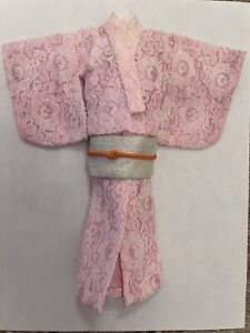 Barbie Collectibles : Barbie japanese exclusive kimono Value Guide