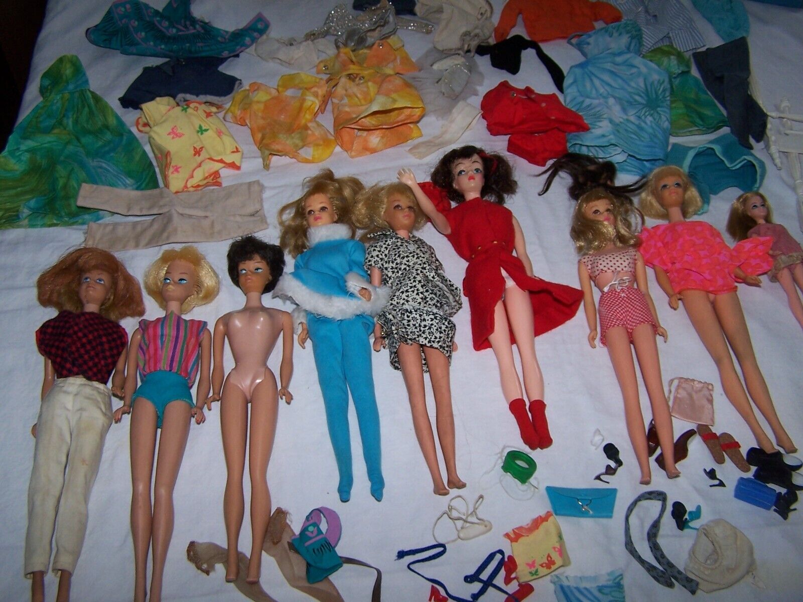 Huge Lot Vintage Barbie Dolls, clothes etc. 1950's, 60's