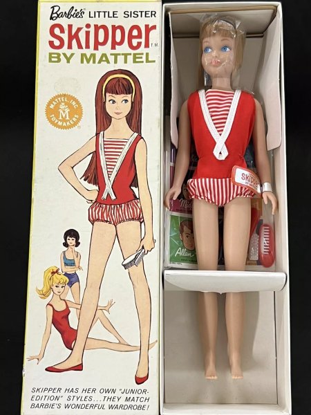 Vintage 1963 - Skipper - Barbie's Little Sister /w Stand #0950 Mattel - Sealed