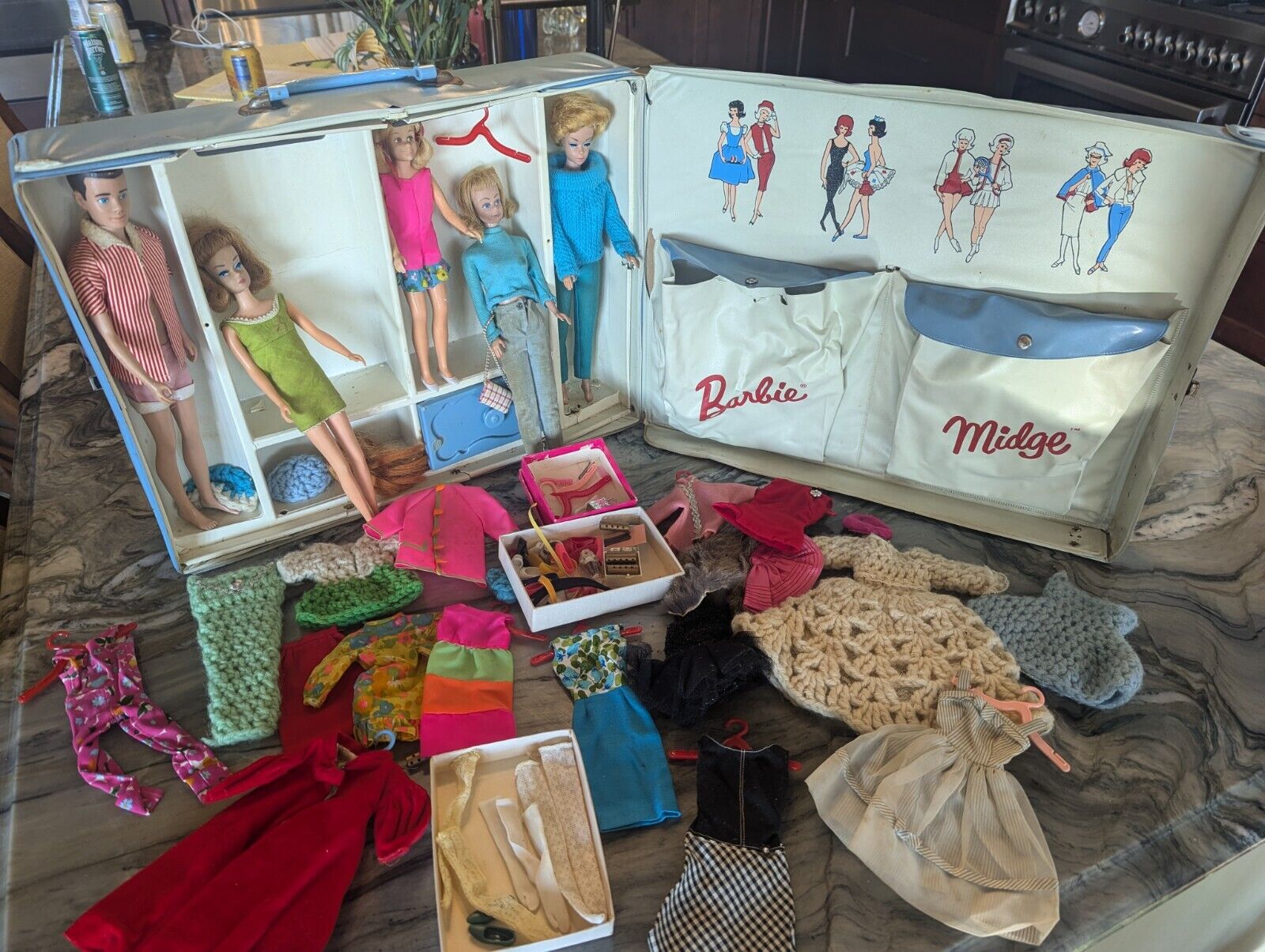 Barbie Doll Lot w/5 Rare Barbies 1960's, Case & Many Clothes,Hangers Shows Etc.