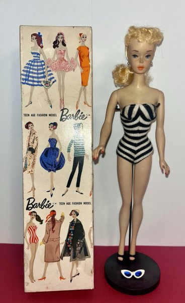 Vintage Barbie 1960 Ponytail # 3 In Original Box With Sunglasses & Stand