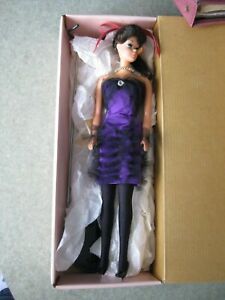 BARBIE  JAPAN IMPORT - MOLDED LASH - BROWN PONYTAIL - PB STORE