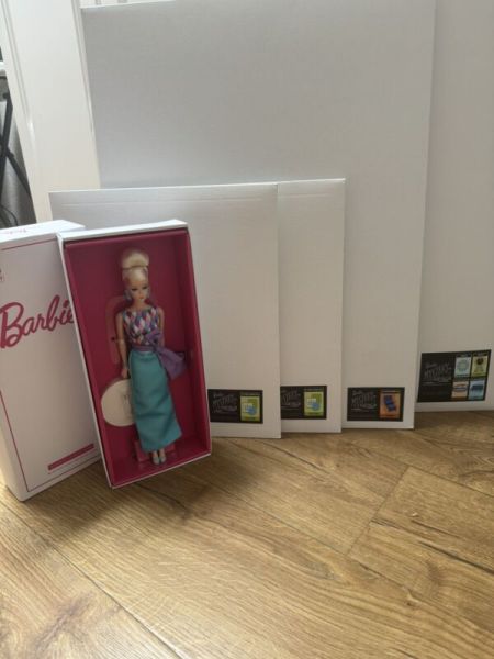 MIDCENTURY MARVELOUS BARBIE 2024 NATL CONVENTION DOLL BLONDE  & FURNITURE