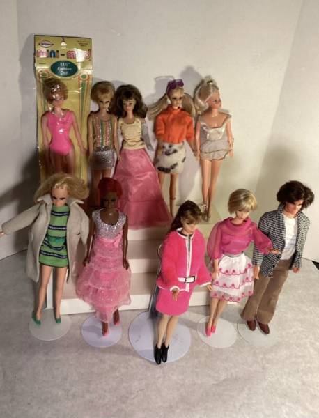 Lot 10 Vintage Mod Dolls Barbie, Francie Ken PJ Julia Clone  Clothes Accessories