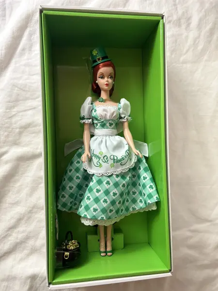MATTEL BARBIE SHAMROCK CELEBRATION HOLIDAY HOSTESS DOLL CGK93 GOLD LABEL NRFB