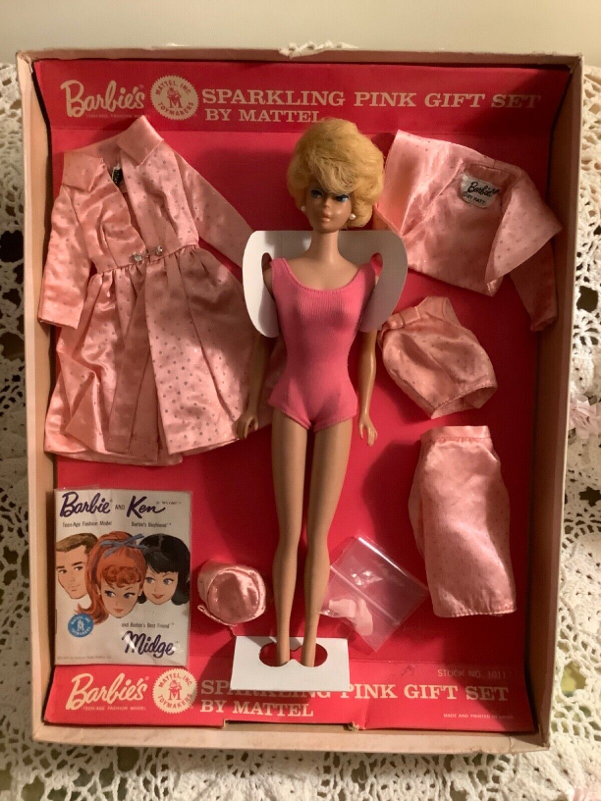 Vintage All Original 1964 Sparkling Pink Barbie Gift Set - Complete