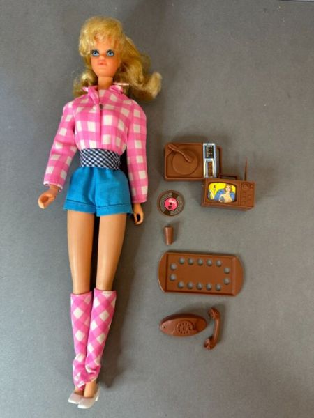 1972 Talking Busy Steffie Doll in original outfit MOD Vintage Barbie