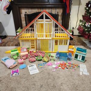 Rare Vtg 1978 Barbie Dream House A-Frame Nostalgic 70s Furnature Dishes Food